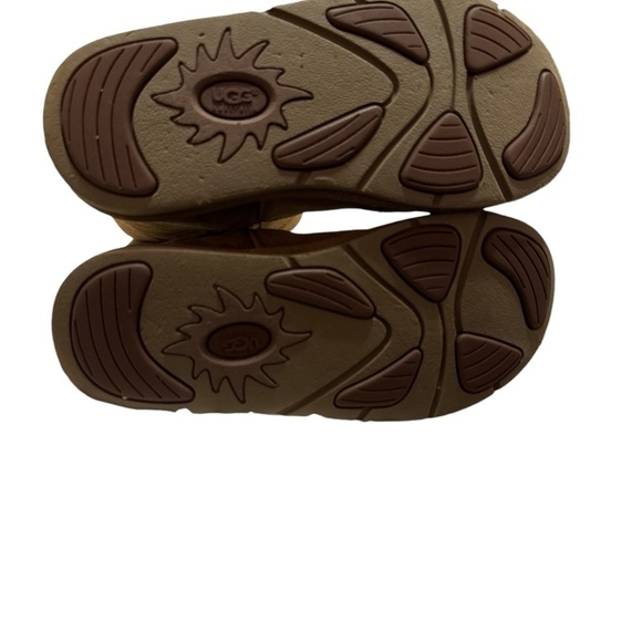 UGG boots suede size 7 side zipper - Picture 7 of 7